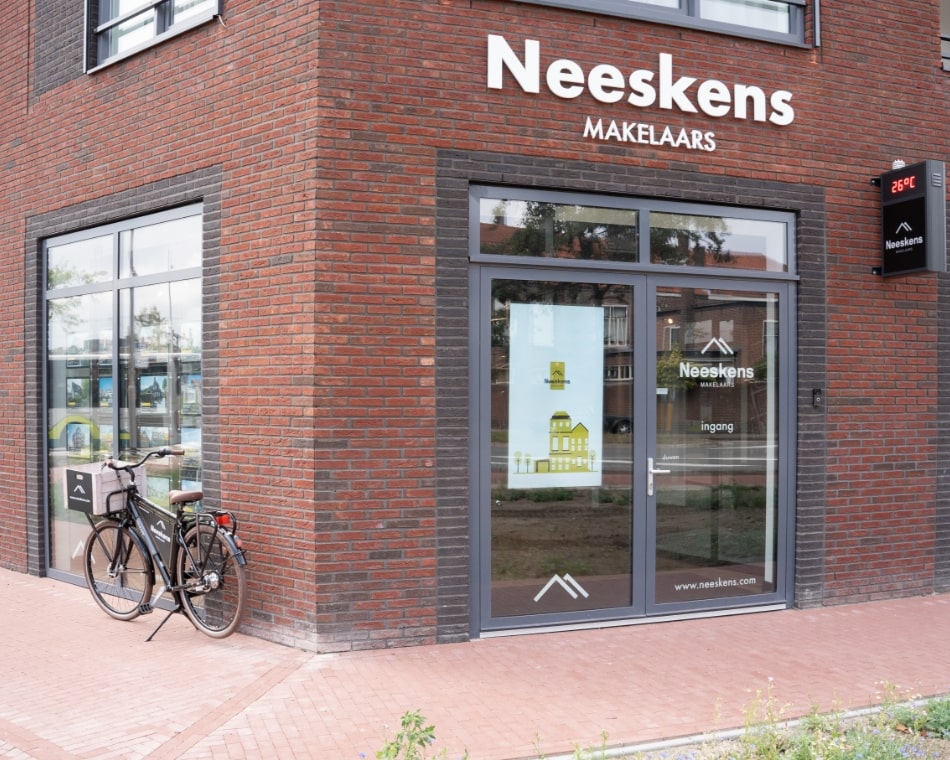 Neeskens makelaars narrowcasting