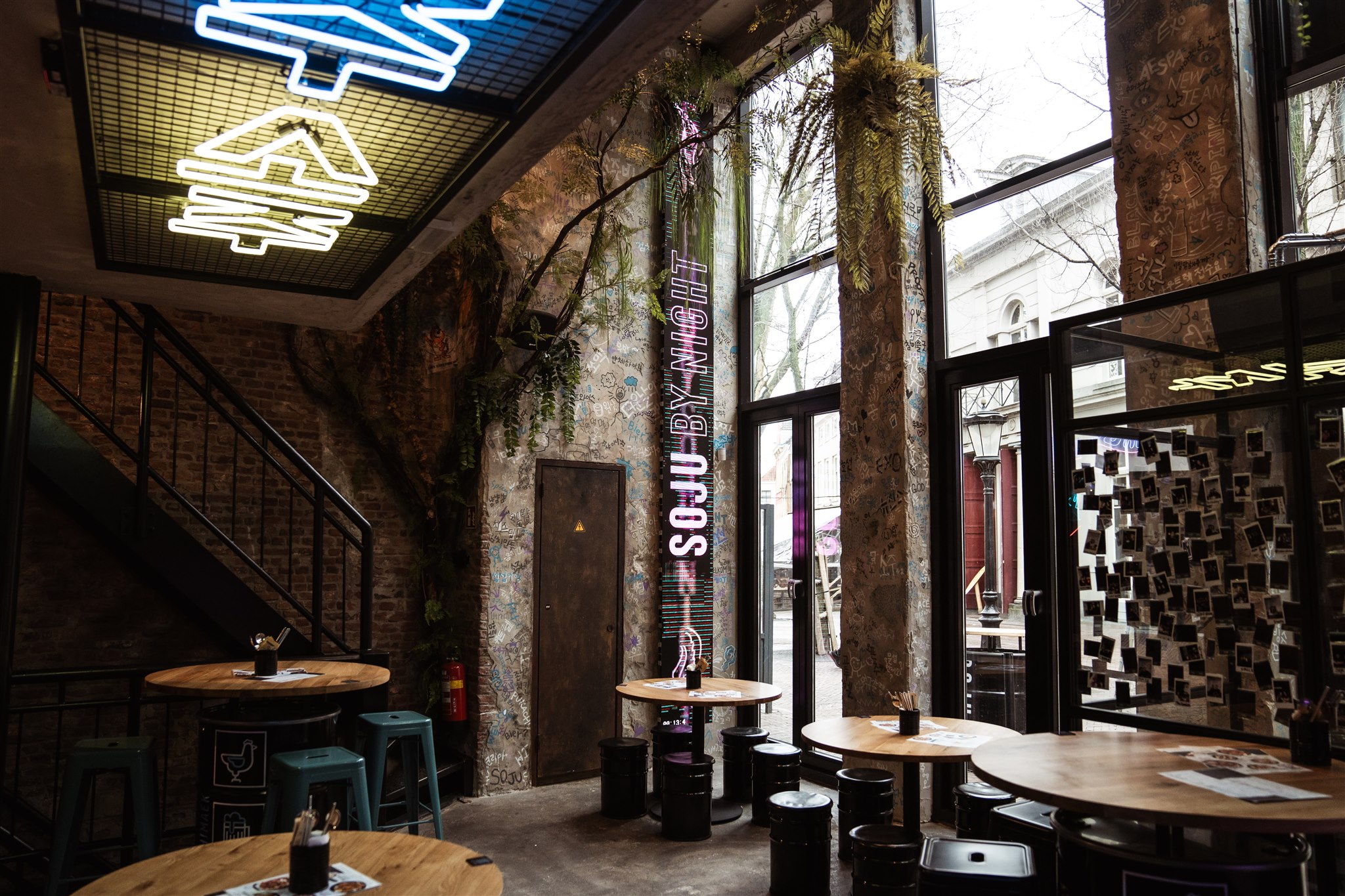 Sojubar gebruikt digital signage scherm met menutips – geplaatst door Marketing in Beeld